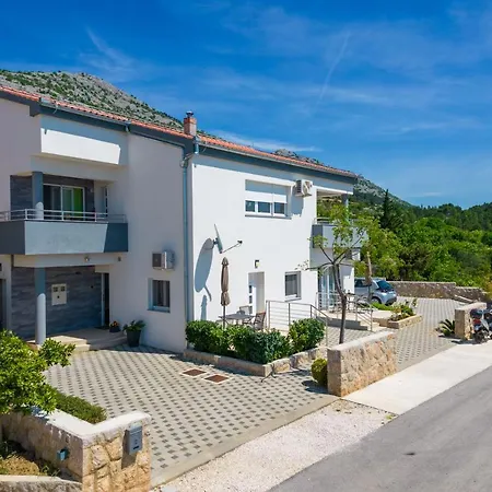 Apartmani Jadranka Starigrad Paklenica Exterior photo