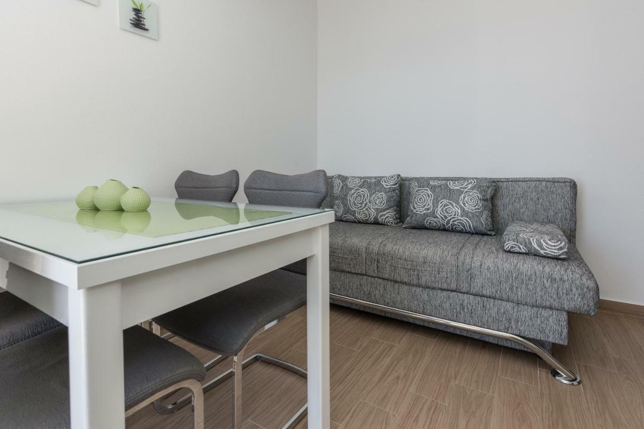 Jadranka Apartment Starigrad Paklenica