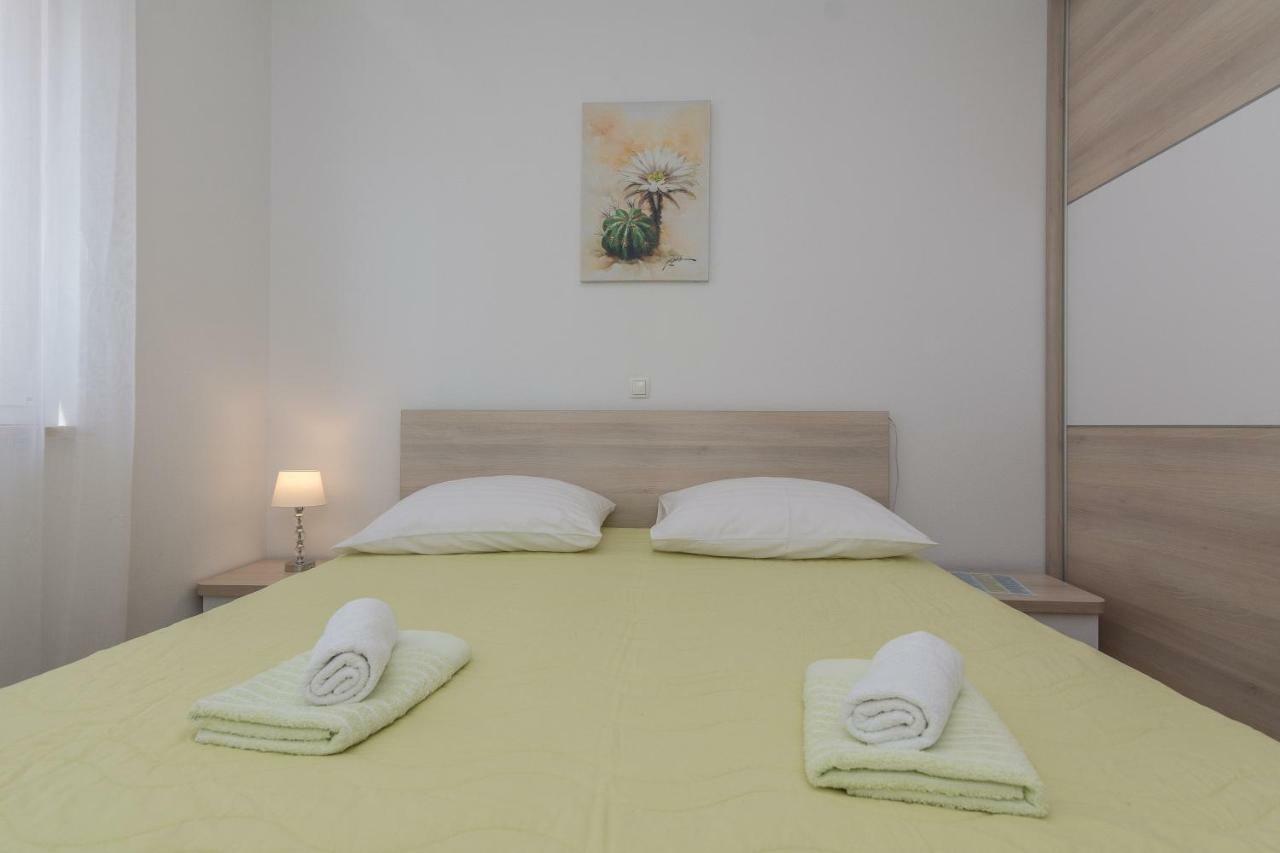Jadranka Apartament Starigrad Paklenica